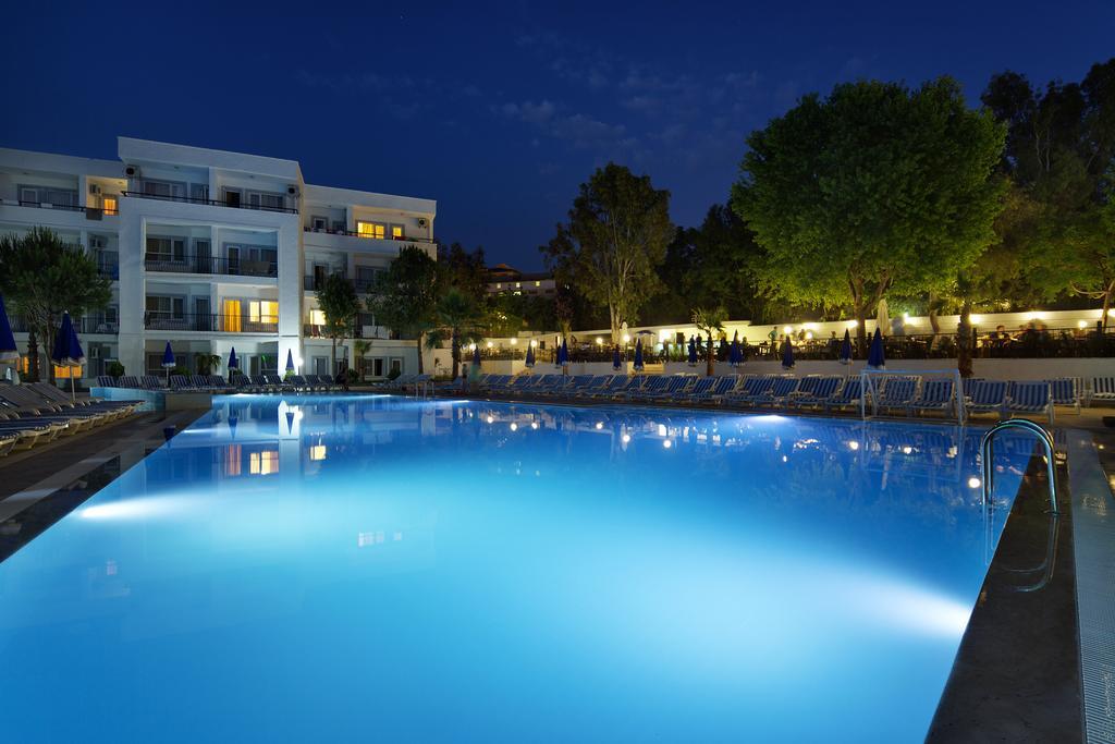 Larissa Beach Club Side Eksteriør billede
